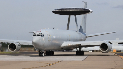 Photo ID 86670 by Lars Kitschke. UK Air Force Boeing E 3D Sentry AEW1 707 300, ZH101