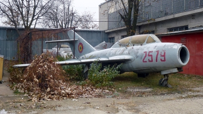 Photo ID 87983 by Carl Brent. Romania Air Force Mikoyan Gurevich MiG 15UTI, 2579