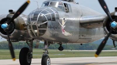 Photo ID 11079 by Cory W. Watts. Private Private North American B 25J Mitchell, N27493