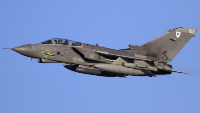 Photo ID 87938 by Chris Lofting. UK Air Force Panavia Tornado GR4, ZD811