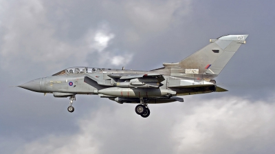 Photo ID 88395 by Chris Albutt. UK Air Force Panavia Tornado GR4, ZG752