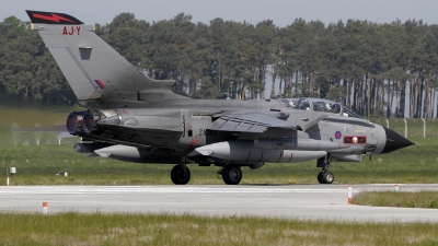 Photo ID 88733 by Andy Walker. UK Air Force Panavia Tornado GR4, ZA365