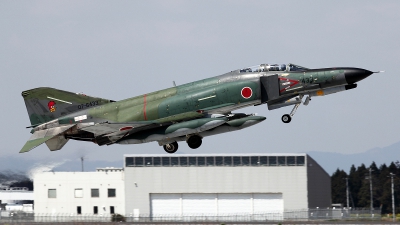 Photo ID 88801 by Carl Brent. Japan Air Force McDonnell Douglas RF 4EJ Phantom II, 07 6433