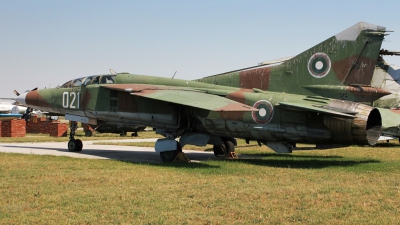 Photo ID 89442 by Stamatis Alipasalis. Bulgaria Air Force Mikoyan Gurevich MiG 23UB, 021