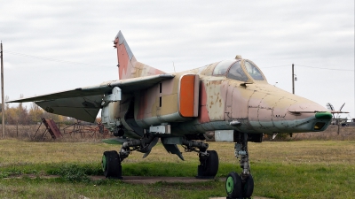Photo ID 89191 by Igor Bubin. Ukraine Air Force Mikoyan Gurevich MiG 27D Flogger J, 67 WHITE