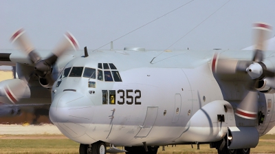 Photo ID 11327 by Tim Felce. USA Marines Lockheed KC 130T Hercules L 382, 165352