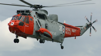 Photo ID 89926 by Arie van Groen. UK Navy Westland Sea King HU5, ZA137