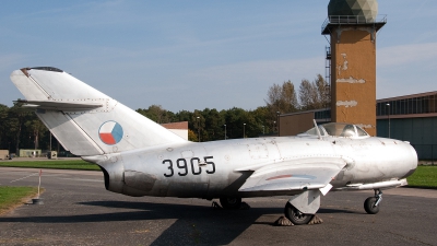 Photo ID 89773 by Lieuwe Hofstra. Czechoslovakia Air Force Mikoyan Gurevich MiG 15bis, 3905