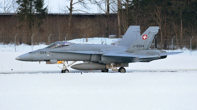 Photo ID 89791 by Martin Thoeni - Powerplanes. Switzerland Air Force McDonnell Douglas F A 18C Hornet, J 5004