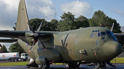 Photo ID 91441 by Chris Albutt. UK Air Force Lockheed Martin Hercules C5 C 130J L 382, ZH881