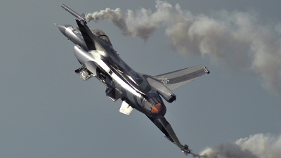 Photo ID 93614 by Martin Thoeni - Powerplanes. Netherlands Air Force General Dynamics F 16AM Fighting Falcon, J 016