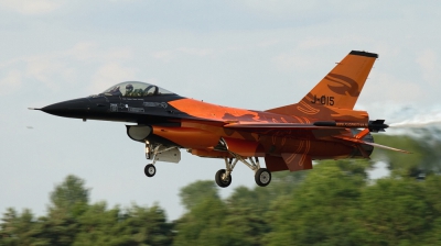 Photo ID 93691 by Chris Albutt. Netherlands Air Force General Dynamics F 16AM Fighting Falcon, J 015