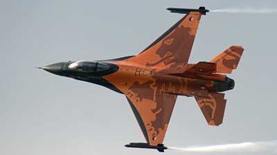 Photo ID 93687 by Chris Albutt. Netherlands Air Force General Dynamics F 16AM Fighting Falcon, J 015