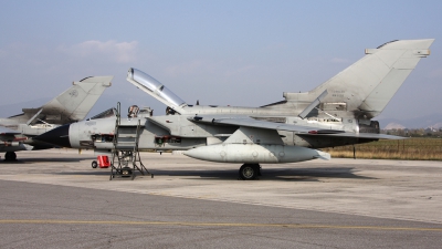 Photo ID 11913 by Roberto Bianchi. Italy Air Force Panavia Tornado IDS, MM5005