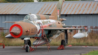 Photo ID 94041 by Roman Mr.MiG. Slovakia Air Force Mikoyan Gurevich MiG 21MF, 8208