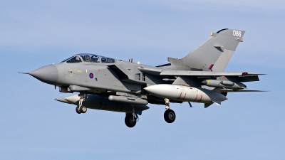 Photo ID 93909 by Jan Eenling. UK Air Force Panavia Tornado GR4, ZD720