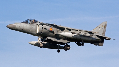 Photo ID 93788 by Jan Eenling. Spain Navy McDonnell Douglas EAV 8B Harrier II, VA 1B 35