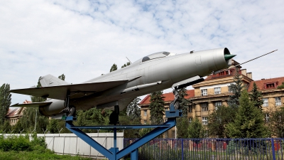 Photo ID 93997 by Carl Brent. Czechoslovakia Air Force Mikoyan Gurevich MiG 21F 13, 0212