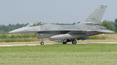 Photo ID 11981 by Jason Grant. Italy Air Force General Dynamics F 16A ADF Fighting Falcon, MM7250