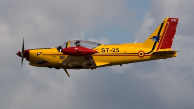 Photo ID 95644 by Jan Eenling. Belgium Air Force SIAI Marchetti SF 260M, ST 25