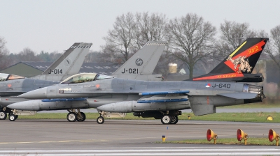 Photo ID 1221 by Roel Reijne. Netherlands Air Force General Dynamics F 16AM Fighting Falcon, J 640