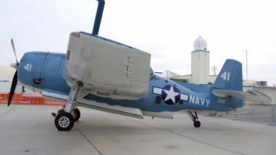 Photo ID 96261 by W.A.Kazior. Private Private Grumman TBM 3U Avenger, N3967A