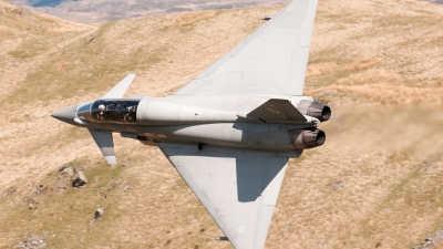 Photo ID 96914 by Paul Massey. UK Air Force Eurofighter Typhoon T3, ZJ811