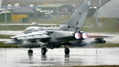 Photo ID 96735 by Joop de Groot. UK Air Force Panavia Tornado GR4, ZG750