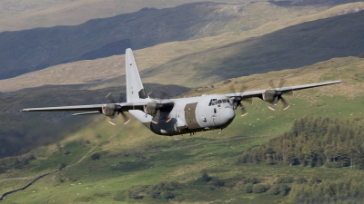 Photo ID 97091 by Barry Swann. UK Air Force Lockheed Martin Hercules C5 C 130J L 382, ZH883