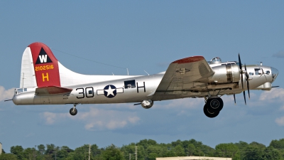 Photo ID 97864 by Steve Homewood. Private Experimental Aircraft Association Boeing B 17G Flying Fortress 299P, N5017N