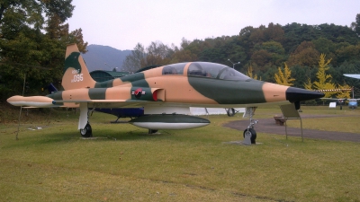 Photo ID 98173 by Peter Terlouw. South Korea Air Force Northrop F 5B Freedom Fighter, 68 095