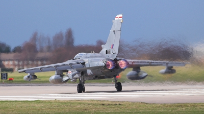 Photo ID 12581 by Jeremy Gould. UK Air Force Panavia Tornado GR4, ZA609