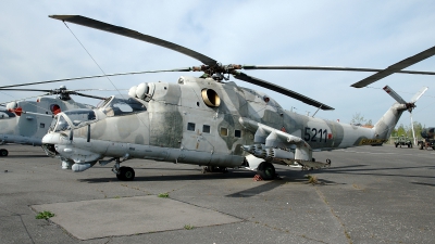 Photo ID 98769 by Günther Feniuk. East Germany Air Force Mil Mi 24D, 5211