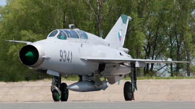 Photo ID 98905 by Andreas Zeitler - Flying-Wings. Czech Republic Air Force Mikoyan Gurevich MiG 21UM, 9341