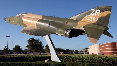 Photo ID 98903 by Coert van Breda. USA Air Force McDonnell Douglas RF 4C Phantom II, 69 0367