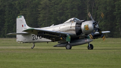 Photo ID 100073 by Niels Roman / VORTEX-images. Private Private Douglas A 1D Skyraider AD 4NA, F AZHK