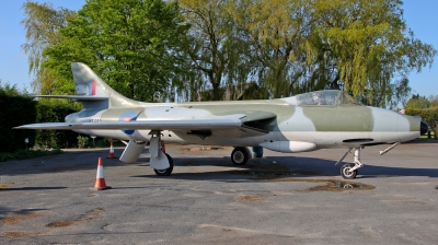 Photo ID 99981 by Chris Batty. UK Air Force Hawker Hunter F1, WT680