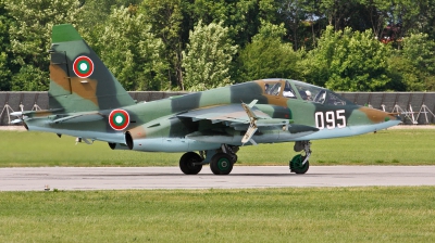 Photo ID 99916 by Jan Suchanek. Bulgaria Air Force Sukhoi Su 25UBK, 095