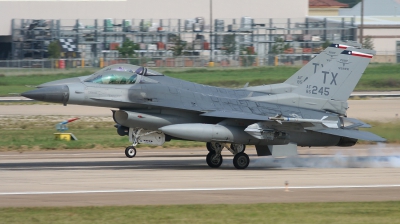 Photo ID 12787 by Jonathan Derden - Jetwash Images. USA Air Force General Dynamics F 16C Fighting Falcon, 86 0245