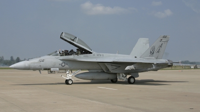 Photo ID 100559 by Barry Swann. USA Navy Boeing F A 18F Super Hornet, 166624