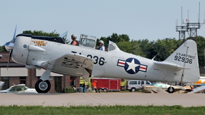 Photo ID 100844 by Steve Homewood. Private Private North American T 6G Texan, N3717G