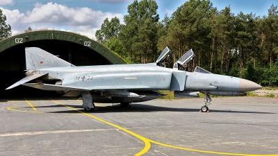 Photo ID 102210 by Markus Schrader. Germany Air Force McDonnell Douglas F 4F Phantom II, 38 33