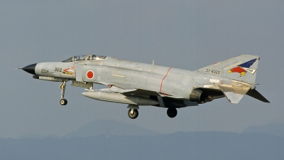 Photo ID 13159 by Frank Noort. Japan Air Force McDonnell Douglas F 4EJ Phantom II, 37 8322