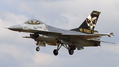 Photo ID 104791 by Chris Albutt. Belgium Air Force General Dynamics F 16AM Fighting Falcon, FA 121