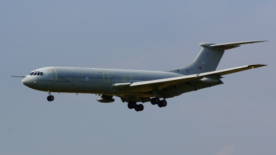 Photo ID 103236 by Lukas Kinneswenger. UK Air Force Vickers 1106 VC 10 C1K, XV108