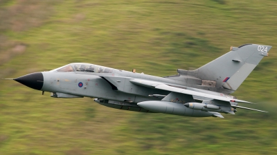 Photo ID 103316 by Paul Massey. UK Air Force Panavia Tornado GR4, ZA458