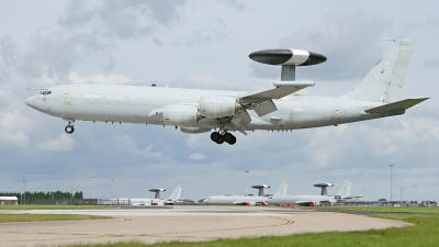 Photo ID 13357 by Jason Grant. UK Air Force Boeing E 3D Sentry AEW1 707 300, ZH105