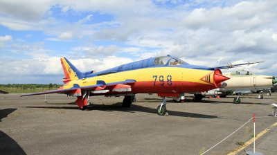 Photo ID 105757 by Chris Albutt. East Germany Navy Sukhoi Su 22M4 Fitter K, 798