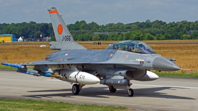 Photo ID 104994 by Alfred Koning. Netherlands Air Force General Dynamics F 16BM Fighting Falcon, J 066