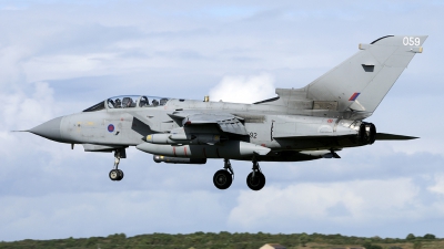 Photo ID 105169 by Joop de Groot. UK Air Force Panavia Tornado GR4, ZA592